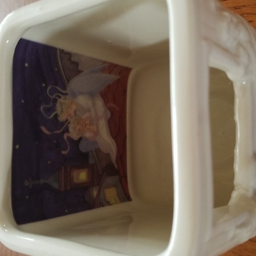 Portraits Candle Holder - Picture 2 of 3